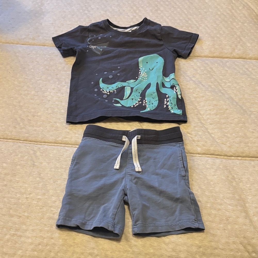 Tommy Bahama Boys Octopus Matching Set